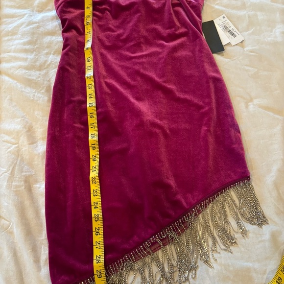 NWT City Vibe Velvet Fringe Asymmetrical Hem Bodycon Dress in Berry, size 11 - Picture 12 of 15